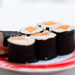 Salmon roll