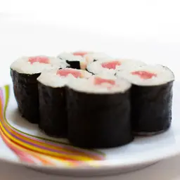 Tuna roll